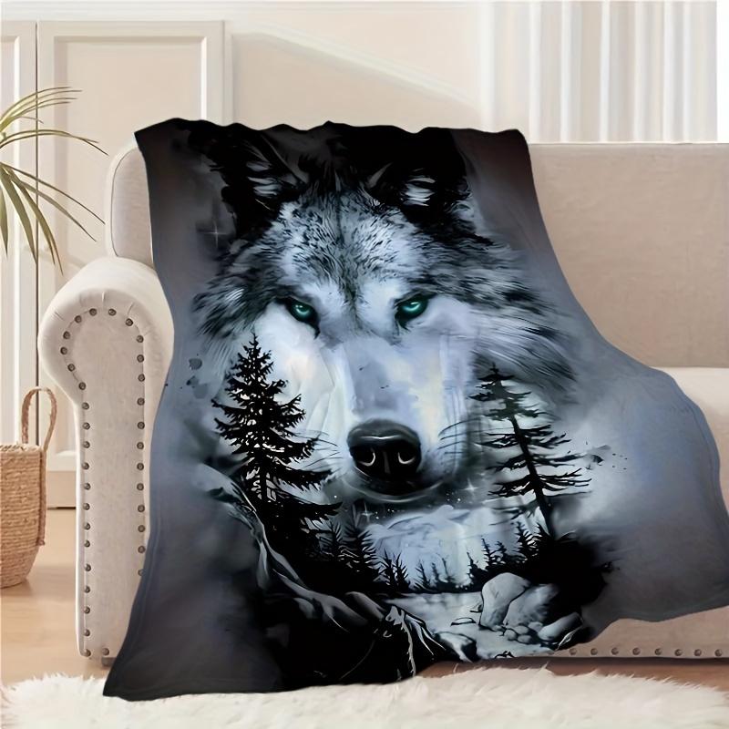 Vintage Wolf Print Flannel Throw Blanket - Hypoallergenic, Tear Resistant, All-Season Quilted Knit Polyester Bedding with Digita