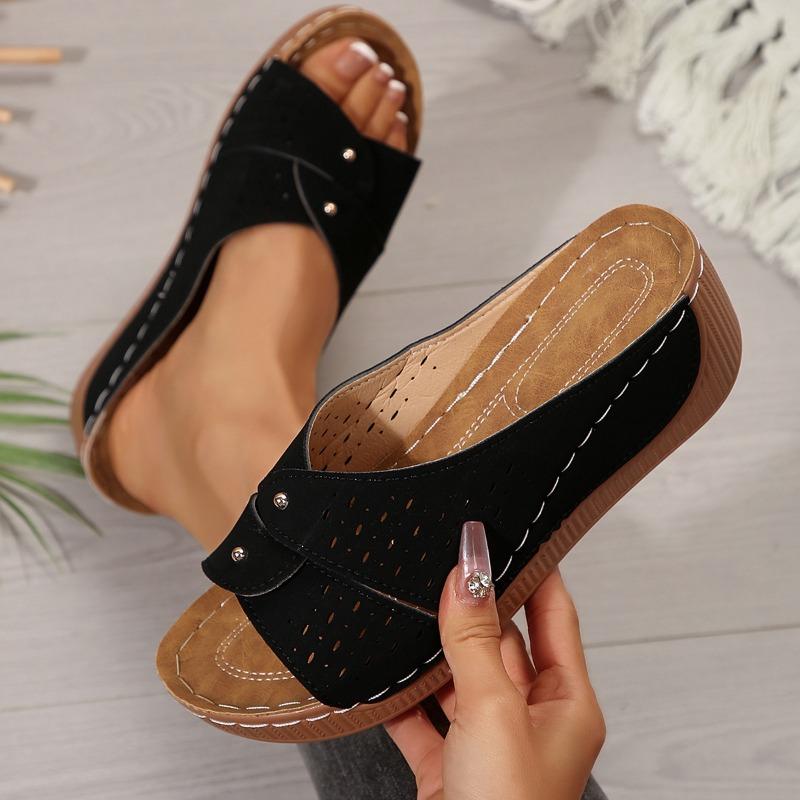 Hollowed-out Shoes with Cross-straps Thick-soled Slippers Women's Summer Wedge Heels Fish-mouth Stitched Beach Flip-flops