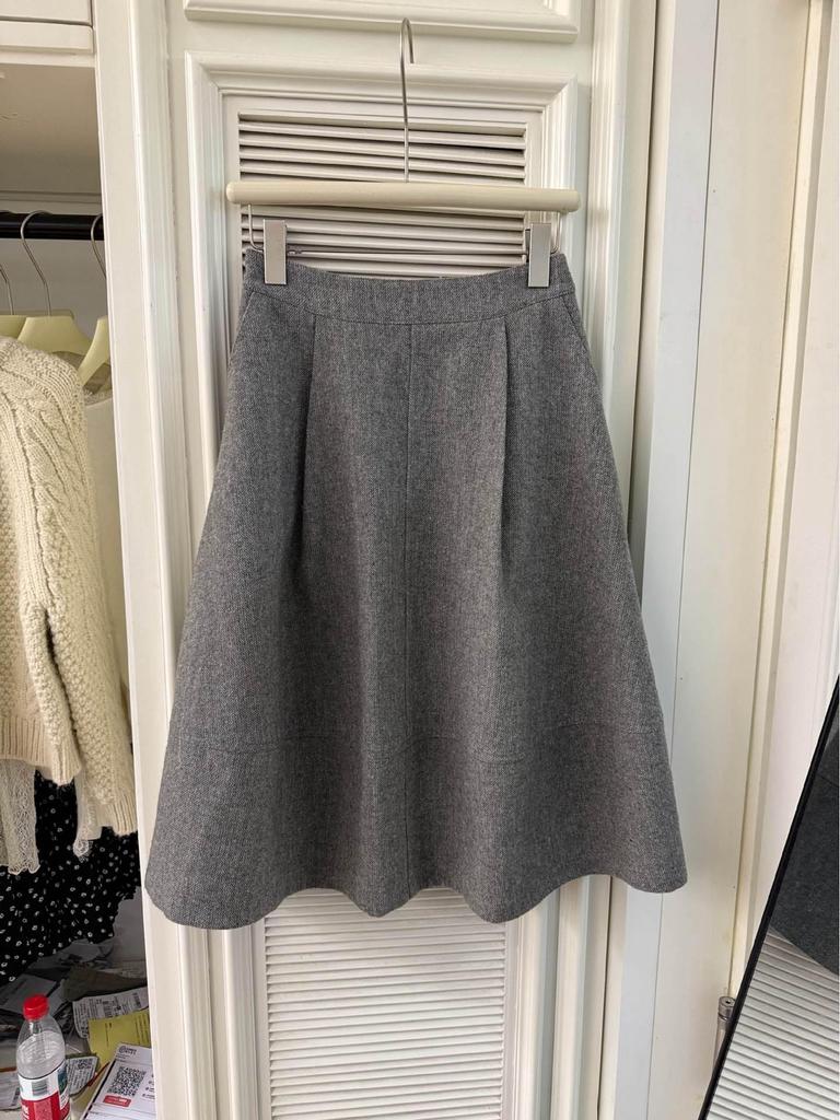 Korean Woolen Grey Pleated High-Waisted Midi Skirt for Women - Elegant Petite Autumn Winter Style
