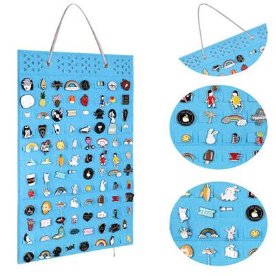 Organizzatore da Parete per Spille Feltro Borsa Porta Spille con Capacità 96 Spille Vetrina Salvaspazio per Spille Smaltate e Orecchini
