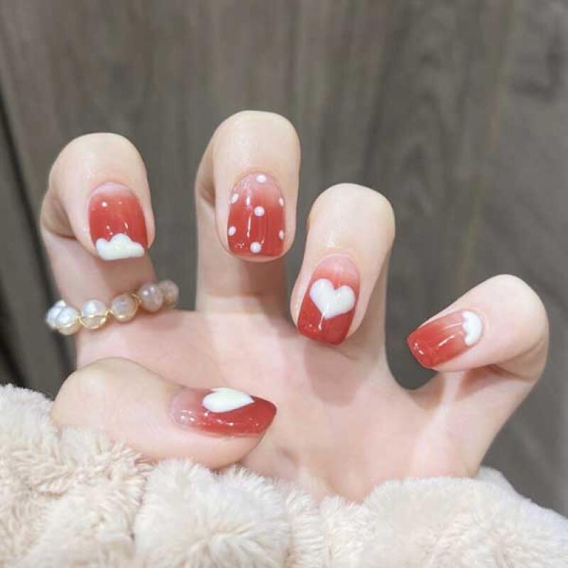 Градиентные красные типсы для ногтей в форме сердца [24 шт.] NR231
