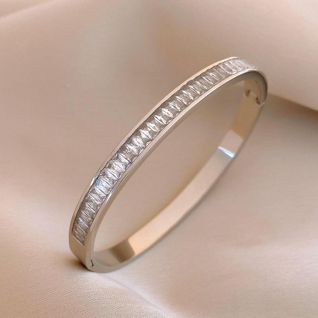Stainless Steel Geometric Zircon Buckle Bangle - Elegantly Stylish Bracelet for Women