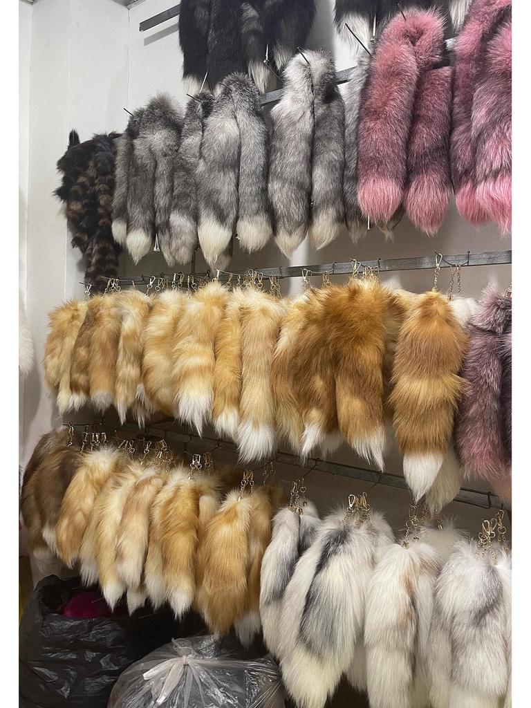 Silberblaufuchs Pelz XL Anhänger: Echter Pelz Damen Taschenanhänger & Auto-Schlüsselanhänger