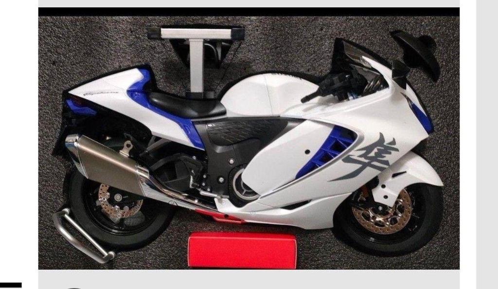 [USED] 1/6 Scale Complete Motorcycle (One of Each) Black/White