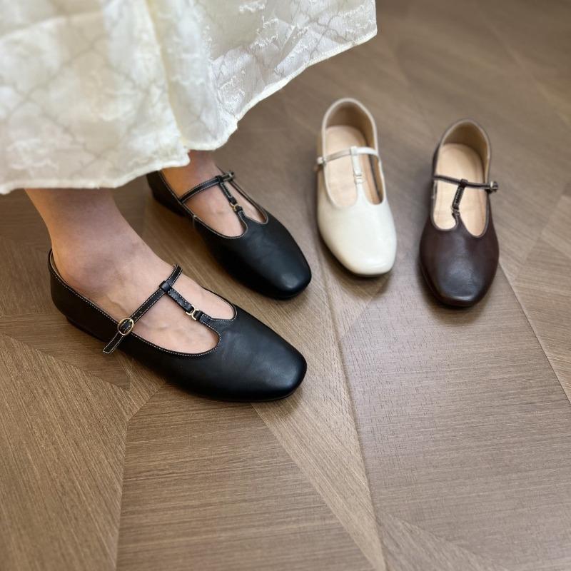 

Retro T-buckle Mary Jane women s shoes spring and autumn new flat bottom with socks temperament square head single shoes 39 бежевый