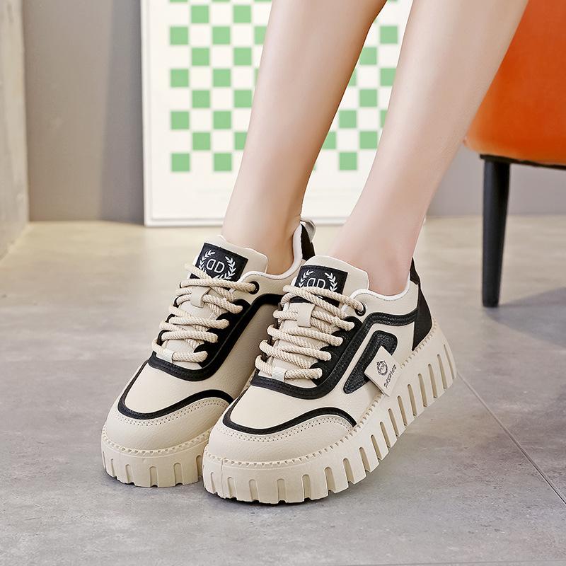 

Туфли на толстой подошве женские весна и осень новые универсальные женские туфли мягкая подошва легкие спортивные и повседневные белые туфли T 35 чёрный