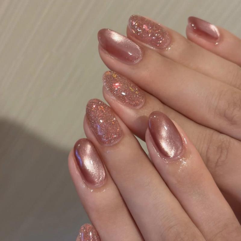 Super Sparkle Nude Pink Cat Eye Press-On Nails - Glitter Nail Art Short Round Finish