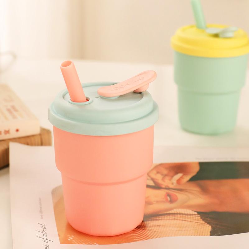 Silicone Bamboo Straw Cup: Portable, Food-Grade Cup for Babies & Toddlers - Ideal for Milk & Coffee