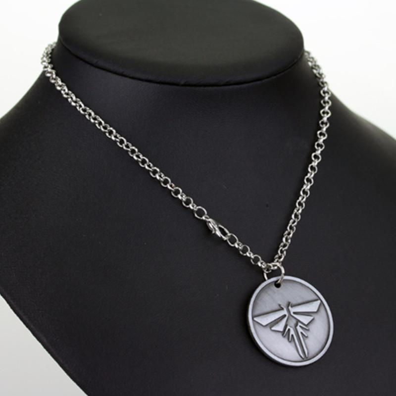Vintage Retro Style Game Necklace Firefly Letter Pendant Jewelry Accessories