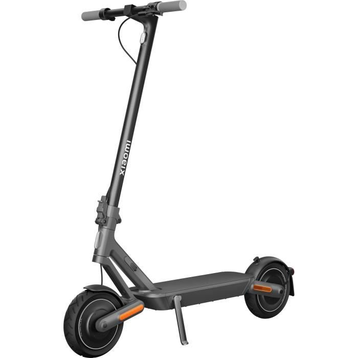 Elektrická koloběžka Xiaomi Electric Scooter 4 Ultra FR Černá