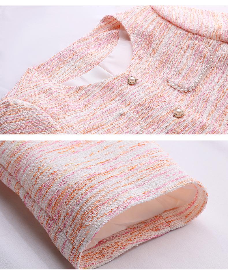 2025 Stylish Striped Beaded Round Neck Short Jacket – Spring & Autumn Collection