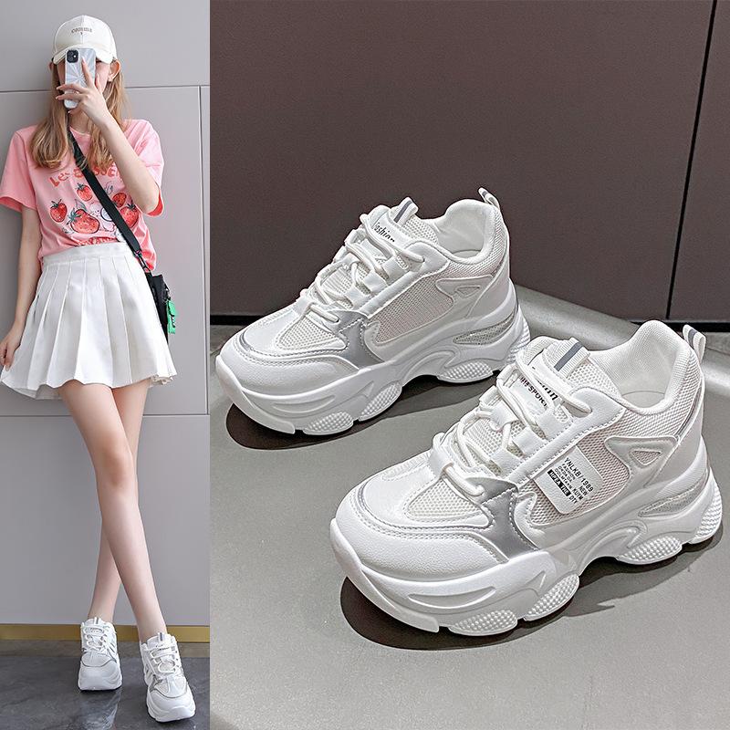 Mesh breathable thick-soled dad shoes women's 2025 new spring and summer height increase Internet celebrities show feet small leisure sports women's s