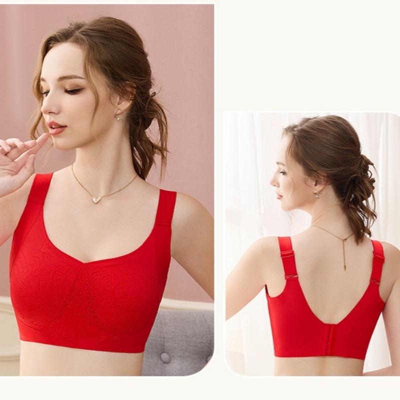 Plus Size Seamless Vest Bra with Adjustable Fixed Breathable Cups and No Underwire for A Comfortable Nude Look.