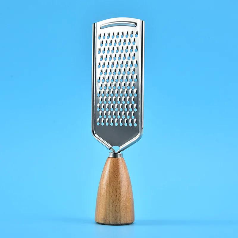 Râpe à Fromage à Pommes de Terre Râpe à Carottes Pratique Râpe en Métal Outil à Éplucher les Pommes de Terre Avec Manche en Bois