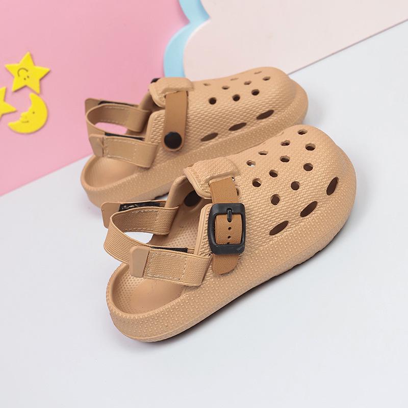 Yeni Yaz Çocuk Birkenstock Sandaletleri: Nefes Alabilir, Kaymaz, Cırt Cırtlı, Anaokulu ve Okul Kıyafetleri İçin Delikli