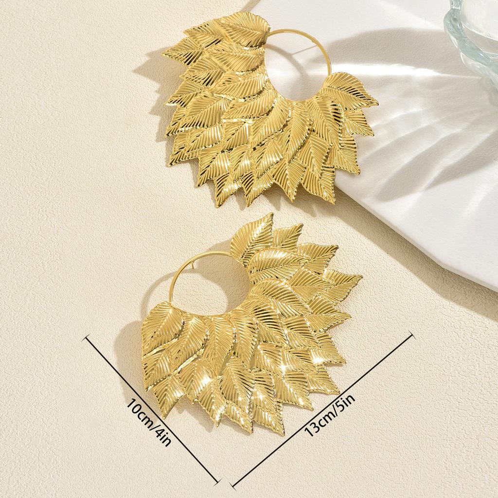 European and American Fashionistas' Earrings, High-end Leaf Design Earrings, Versatile Earrings Wholesale