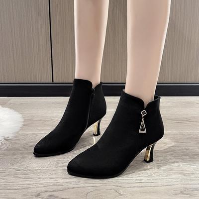 Modische Damen Stiefel mit Blockabsatz und Strassdekor, Modische Kurzstiefel mit spitzer Zehenpartie, Stilvolle Stiefel mit seitlichem Reißverschluss