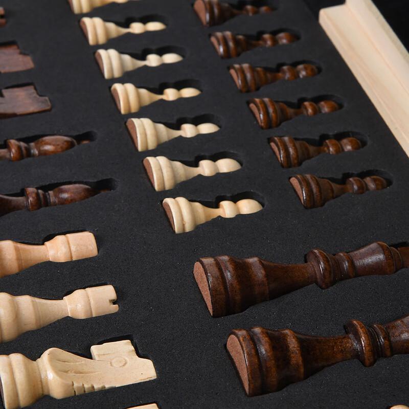 Brangdy Folding Wooden Chess Set