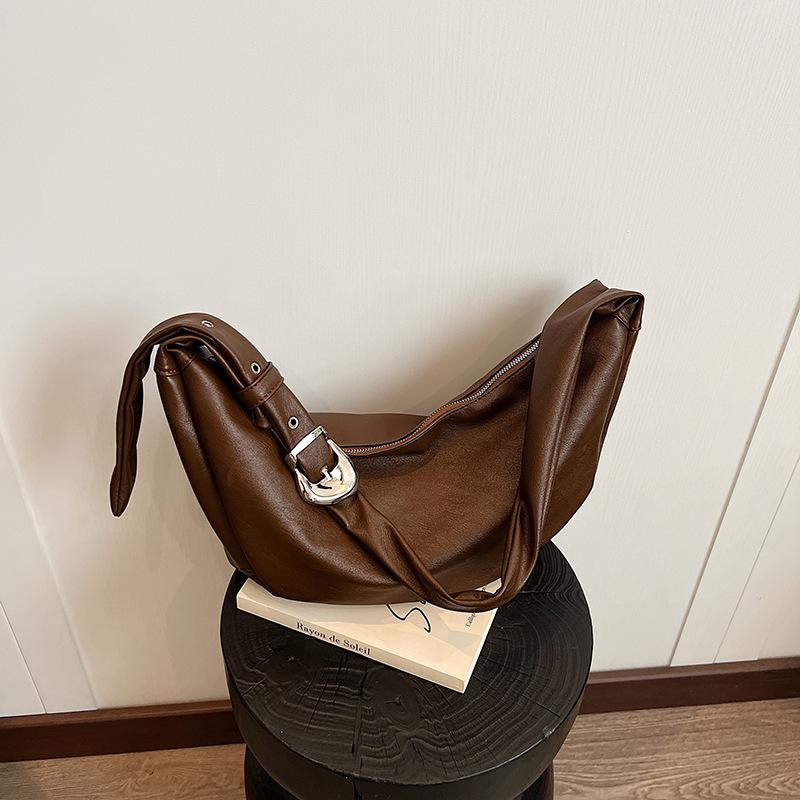 Casual retro niche bag women's new versatile shoulder messenger bag relaxation commuter dumpling bag