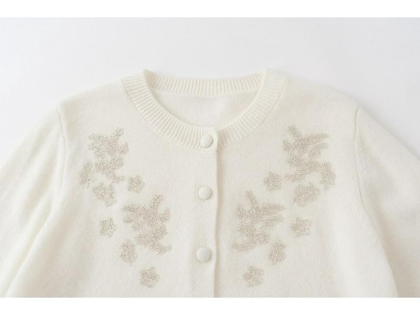 Γυναικεία Χοντρή Κασμιρέ Ζακέτα με Κλείσιμο με Κουμπιά, Χειροποίητες Χάντρες και Κεντημένες Λεπτομέρειες