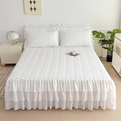Heart Shaped Pattern Lace Bed Skirt High End Quilted Chiffon Bottom Hem Bedspread Soft Comfortable Non Slip Bed Sheets Bedding