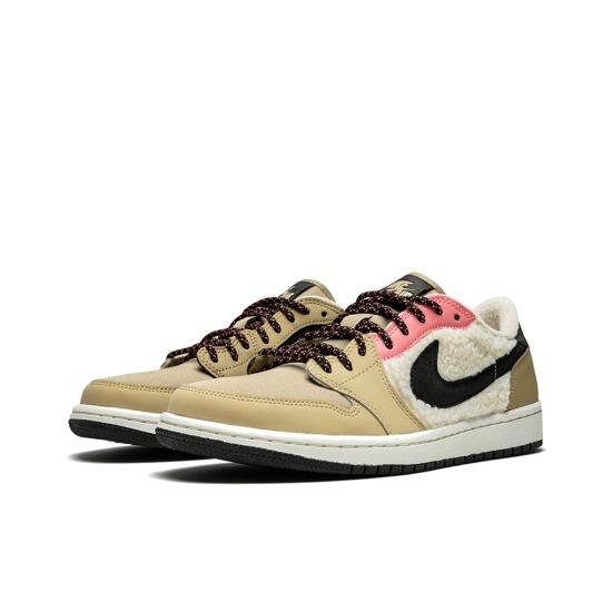 

Air Jordan Wmns Air Jordan 1 Retro Low Fleece Parachute Beige AQ0828-200 EU 36.5 бежевый