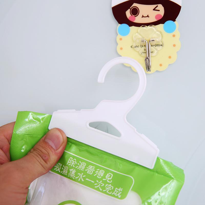 Hangable moisture proof bag desiccant moisture absorbing bag moisture absorbing and mildew proof