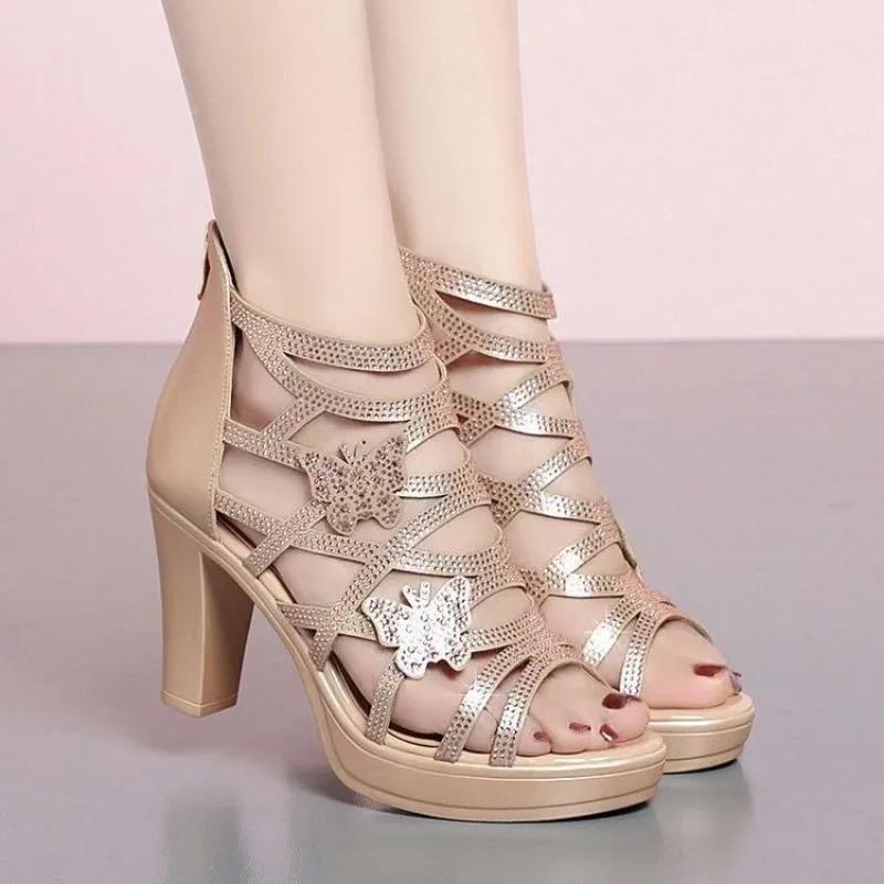 2025 New Summer Woman Fish Mouth Sandals Crystal Comfortable Pumps Fashion High Heel Rome Elegant Bling Hollow Out Zip Shoes