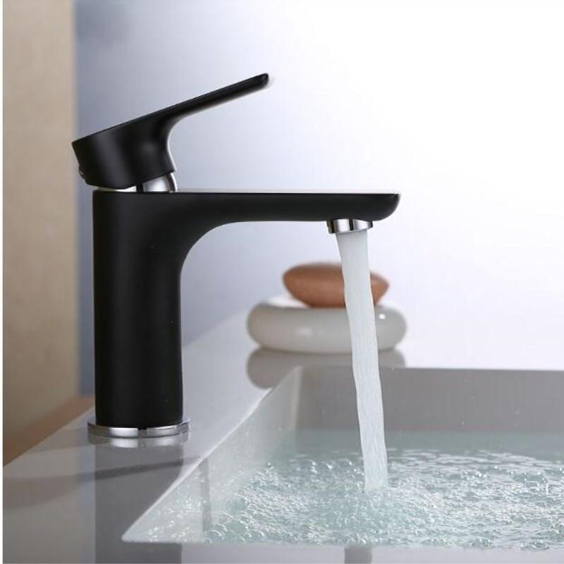 Pink Love Color Bathroom Sink Faucet hot and cold Crane Brass Basin Faucet White or black Sink Faucet Single Handle water tap
