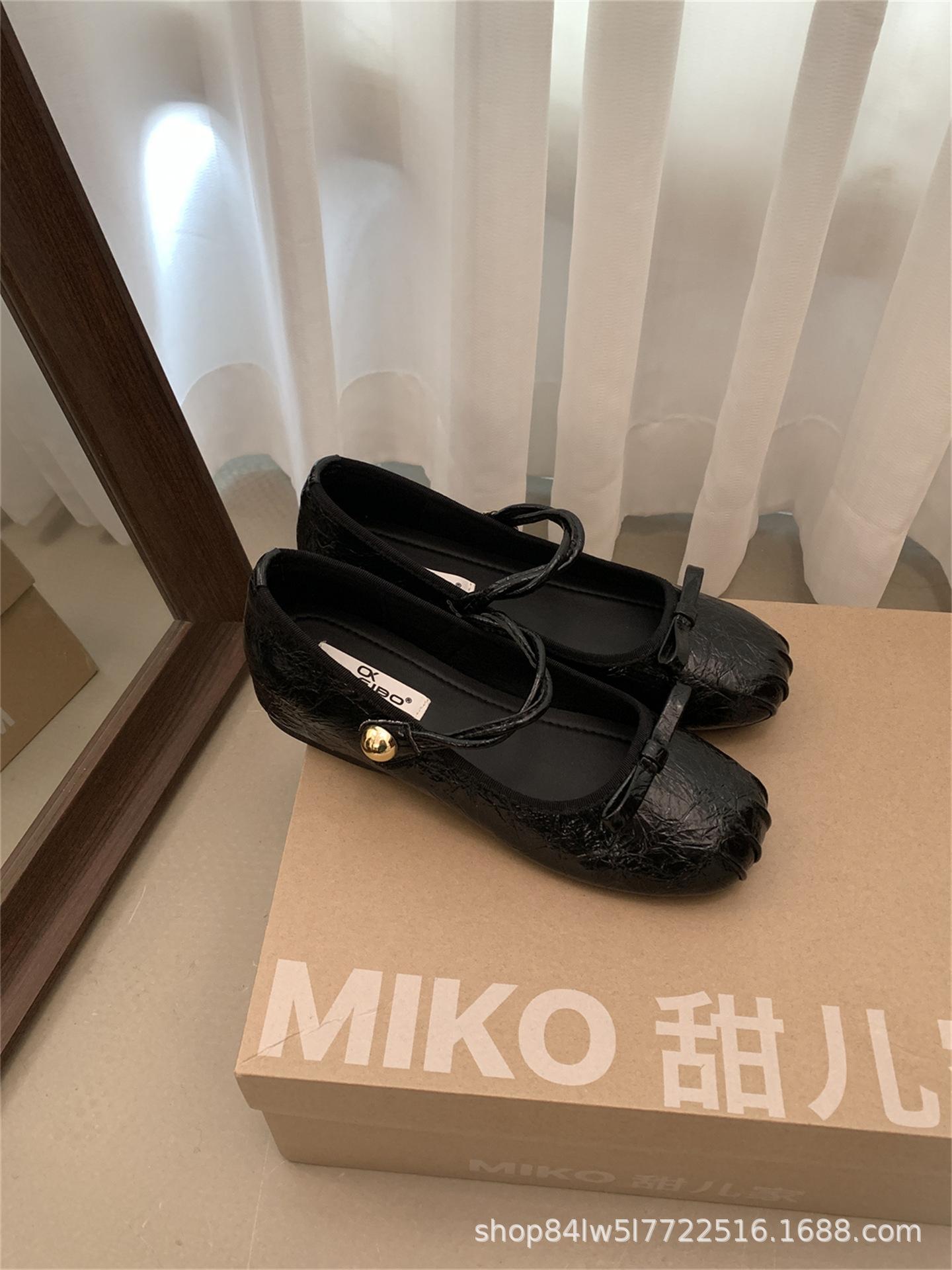 

Внутренняя высота увеличивается серебристый светлый рот одинарные туфли женские 2025 новая корейская версия с юбкой нежные сказочные туфли Мэри Джейн на толстой подошве 40 чёрный