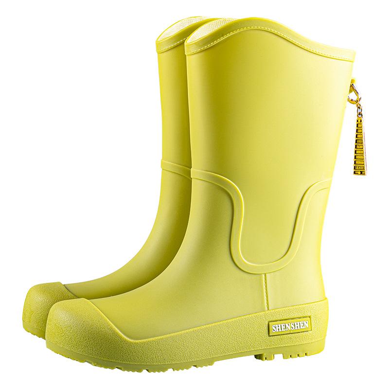 New Japanese and Korean Medium and High Rain Boots for Women, Wearing Velvet Warm, Non-slip and Waterproof Fashionable Women's Rain Shoes