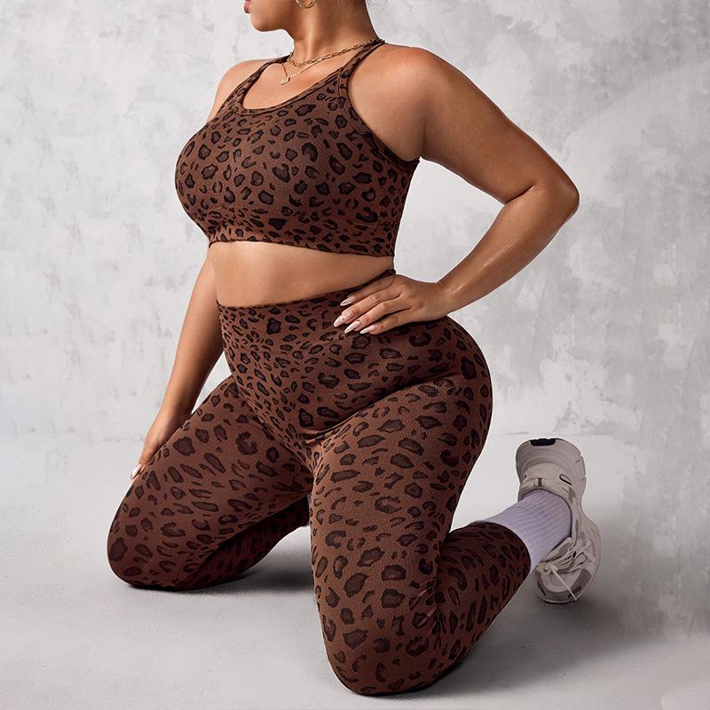 

Leopard Print Shockproof Yoga & Running Set: Seamless High-Waist Hip-Lifting Pants & Quick-Dry Sportswear Top 3XL кавовий/коричневий