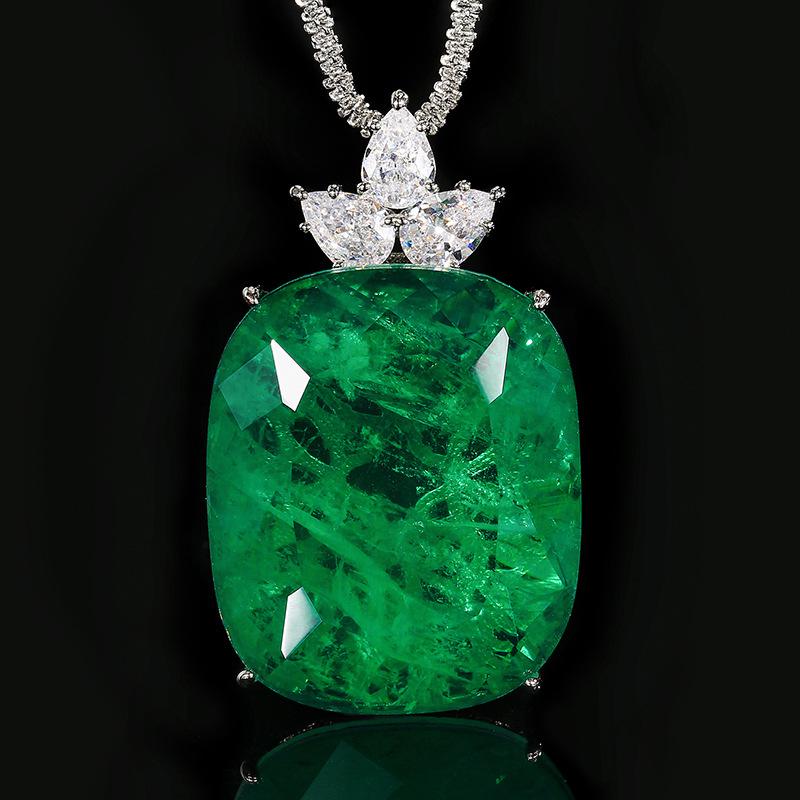 Hot Sale Big Cushion Cut Green Emerald Necklace Luxury Accent Chair Statement Fine Jewelry for Women Wedding Engagement Gift