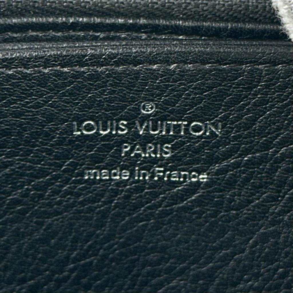 LOUIS VUITTON Mahina Zippy Wallet M61867 Purse black Women used