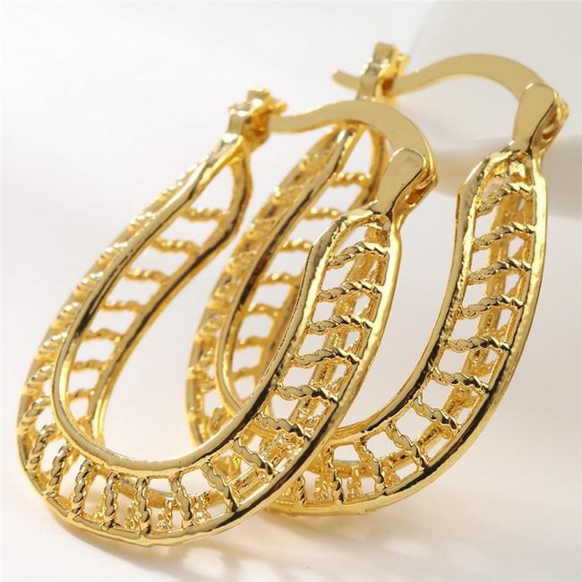 Vintage Simple Geometric Earring Small Circle Hollow Hoop Earrings for Women Golden Color Shiny Fashion Jewelry Wedding Party