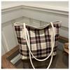 Fashion Foreign Style Large Capacity 2025 Autumn New Pendant Trend Plaid Commuter Underarm Shoulder Tote Bag Women's Bag