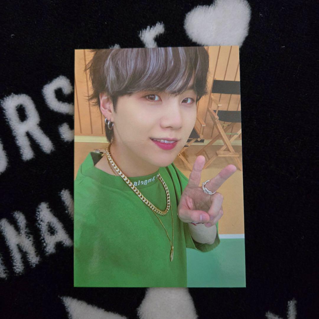 

[USED] BTS Yoongi Butter Cardigan Trading Card