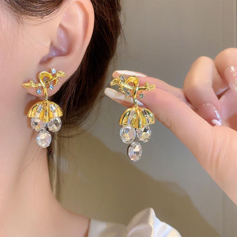 

Vintage Jelly Glass Rose Heart Tassel Silver Earrings for Women