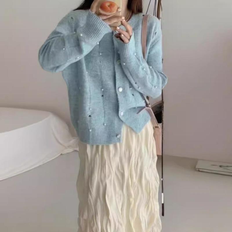 

Autumn and winter new heavy industry beads high-end sweet knitted cardigan age-reducing casual jacket women s sweater One size темно-синий