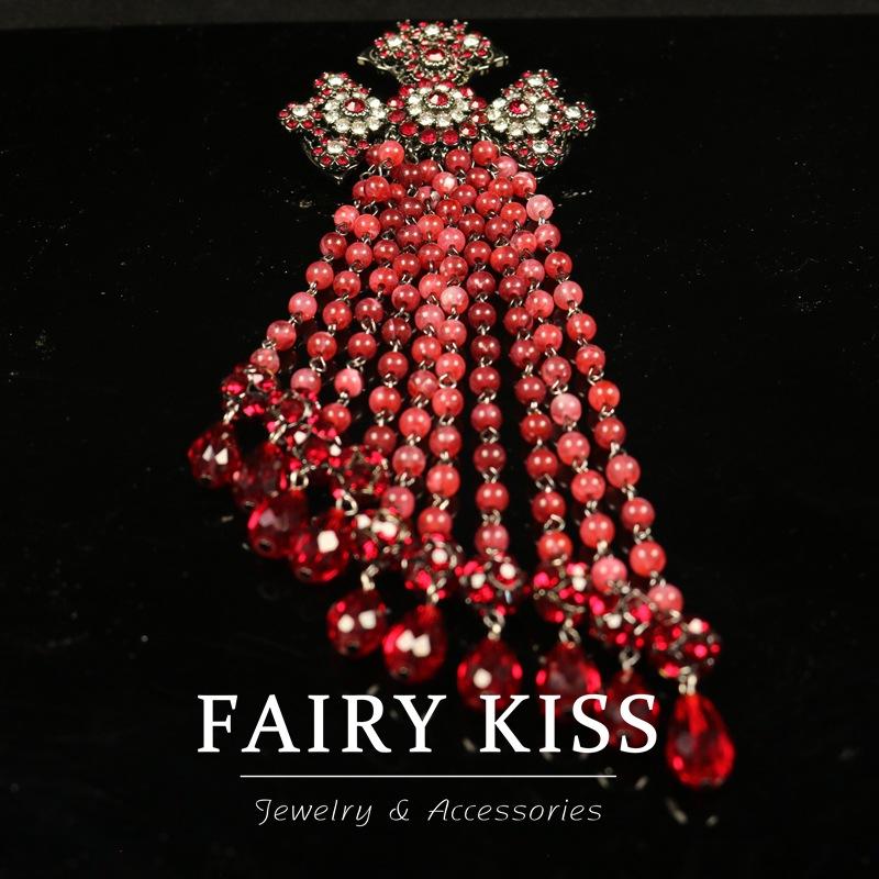 

Vintage Multi-layer Red Stone Long Fringed Pendant Brooch with Diamonds, Heavy Industry Alloy Corsage