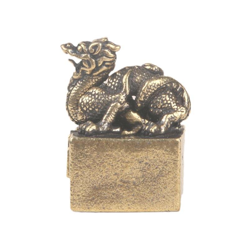 Vintage Brass Qinglong Desktop Ornament Auspicious Beast Mother And Child Copper Engraved Leisure Seal Antique Imitati