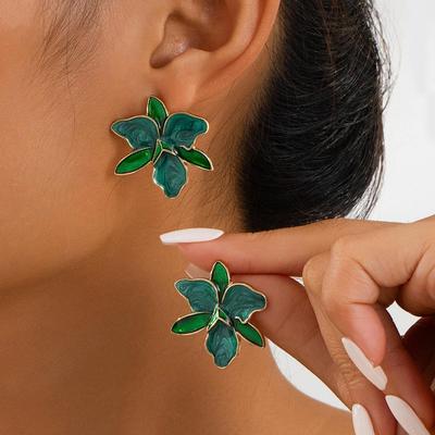 Chic Floral Drip Oil Alloy Stud Earrings - Versatile European & American Style