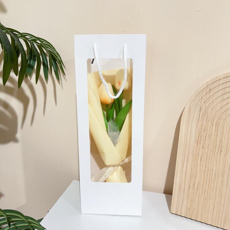 Kreativní ručně držená kytice tulipánů Háčkované květiny Puff se světelnými řetězy Ručně vyráběný dárek ke Dni učitelů, Valentýnu