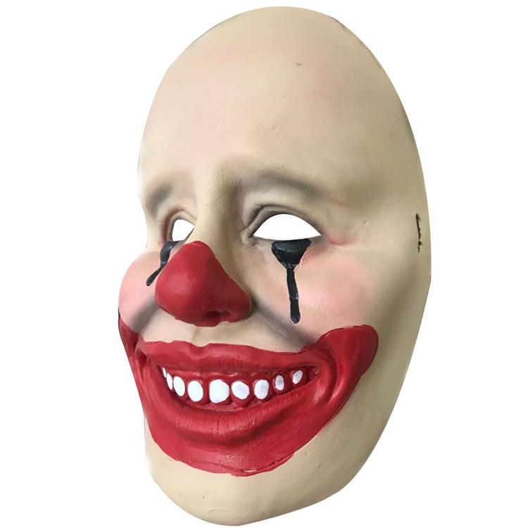 Terrifying clown mask