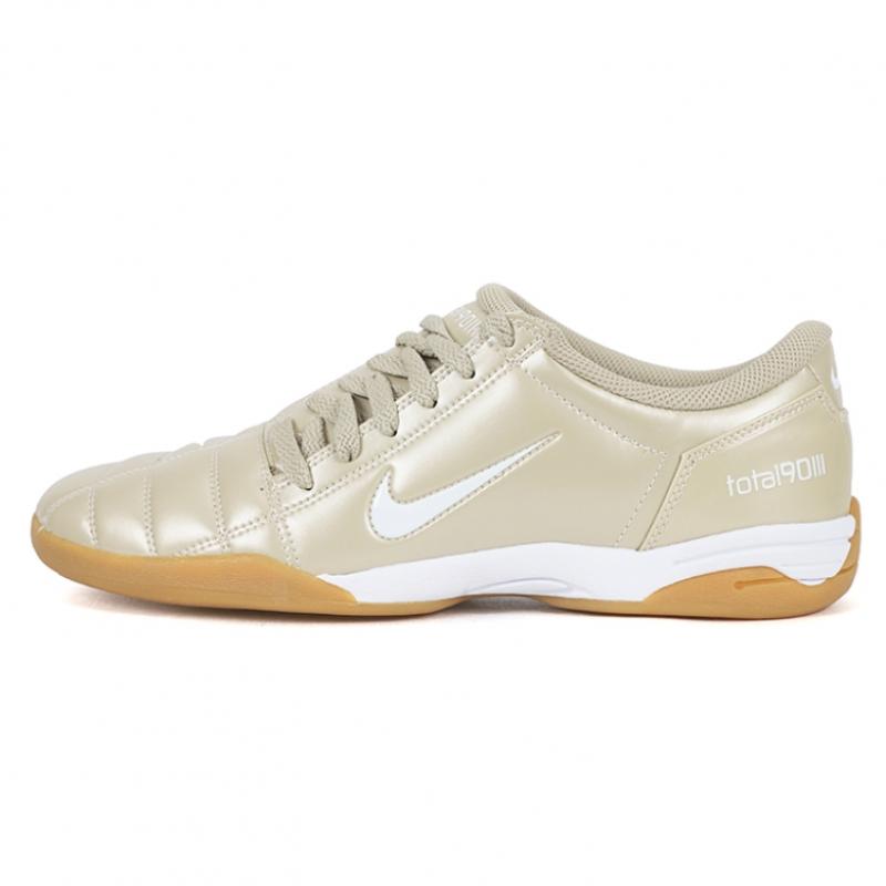 Nike Total 90 Sneakers