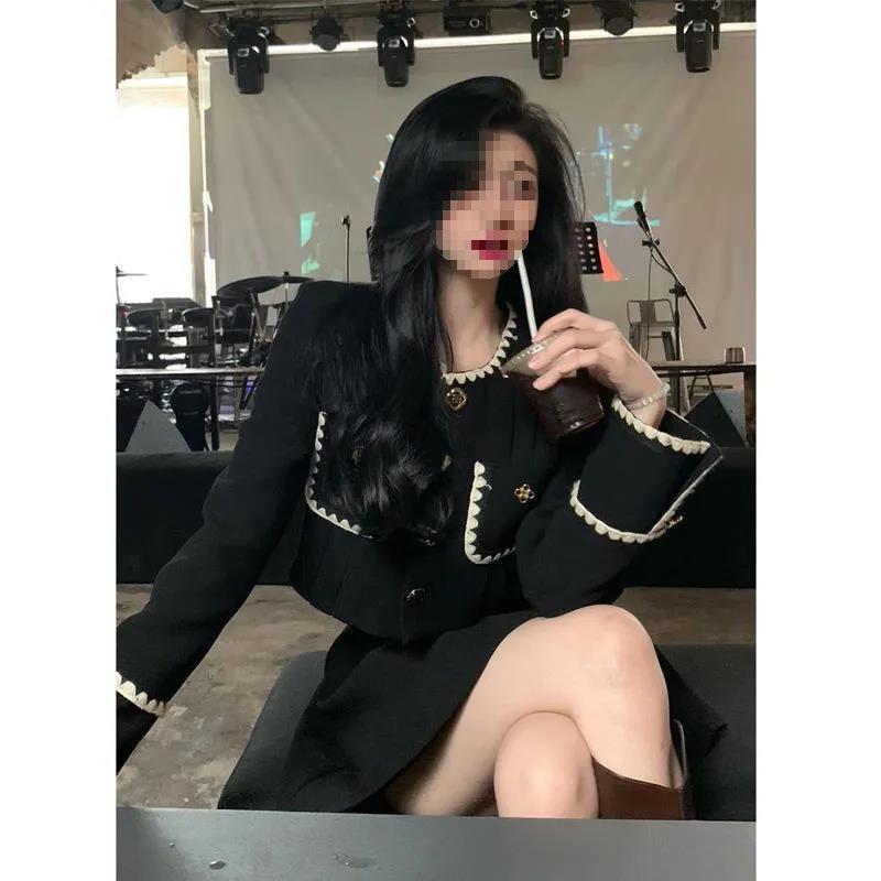 Elegant Miss High-End Fragrance Style: Women's 2024 Autumn/Winter Short Black Coat Set