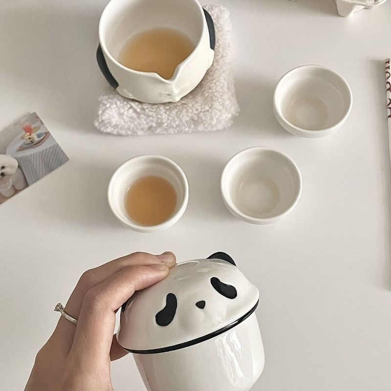 Panda Travel Tea Set Cute Portable Teaware Quick Cup Ceramic Gongfu Tea Insufer Multiple Models Opitional 2026 New Creative Gift