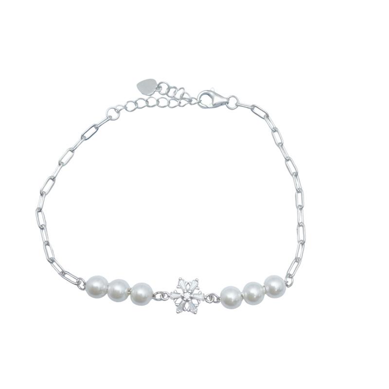 Sterling Silver Snowflake Women's Bracelet - Winter Soft Style, Exquisite Korean Gentle Fashion, Perfect Christmas Gift
