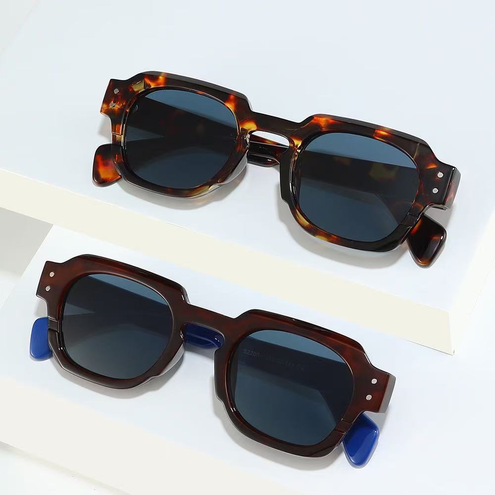 Vintage Square Sunglasses For Women Men Rectangle Sun Glasses Female Oval Eyewear Sunglasses for Male Female Eyeglasses