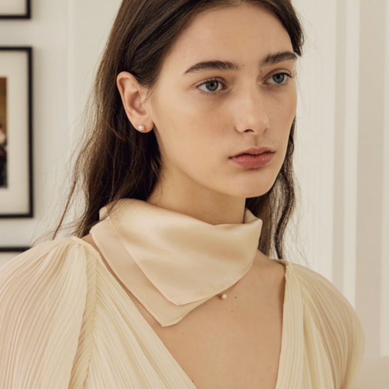 

of Lavishe Pastel Silk 100 Scarf ivory